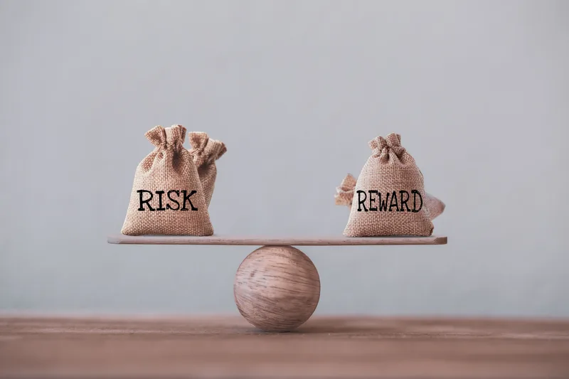 risk reward sm jpg Are merchant Cash Advance Investments A Good Investment Opportunity Investing in private merchant cash advance (MCA) syndications represents a unique economic opportunity, particularly in the context of funding U.S.-based small businesses such as regional chain restaurants, recreational real estate ventures, and travel market companies. This form of financing allows investors to provide short-term commercial loans in exchange for a percentage of future sales, usually through credit card transactions. This investment strategy offers compelling value propositions, including enhanced return on investment (ROI), risk diversification, additional revenue streams, and effective risk mitigation. Here’s a deeper look into each of these aspects: